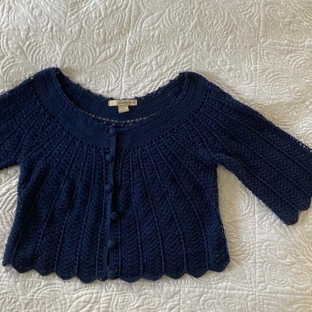 Cropped Crocheted Cardi - Picture 2 of 4